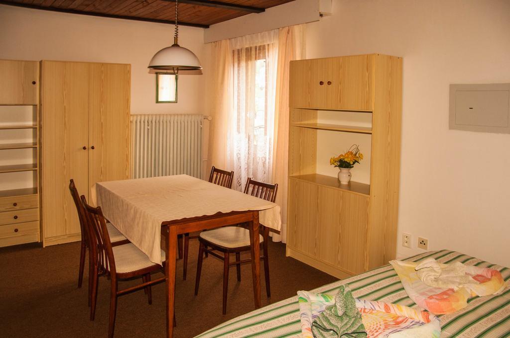 Privat - Harrachov 392 Hotell Rum bild