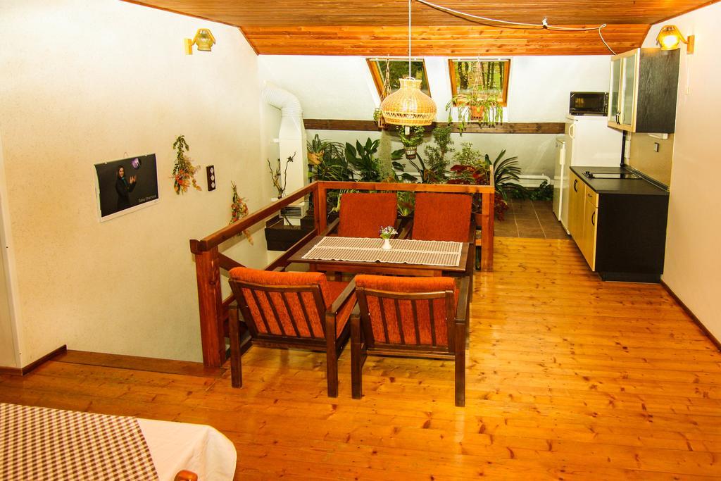 Privat - Harrachov 392 Hotell Exteriör bild
